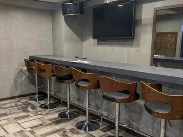 神奈川新町の居抜き店舗の内装