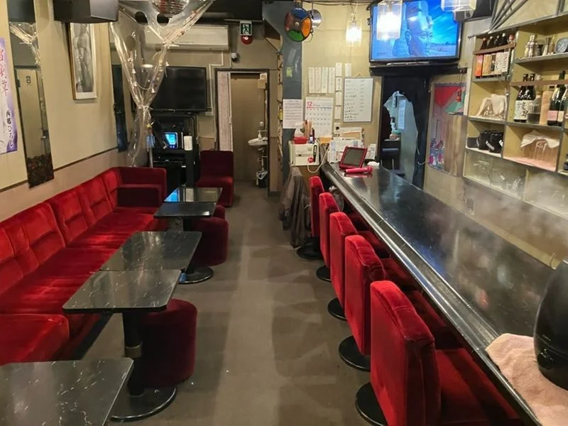 八坂の居抜き店舗の内装