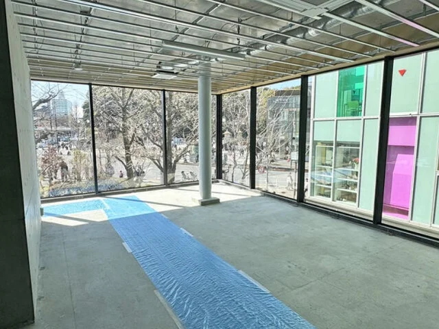 原宿のスケルトン物件の内装