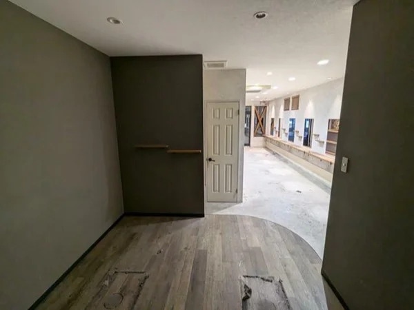 美容室・理容室の居抜き物件の内装