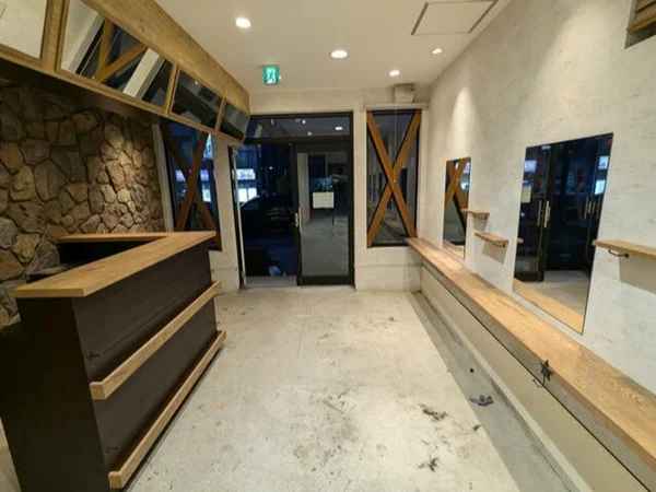 美容室・理容室の居抜き物件の内装