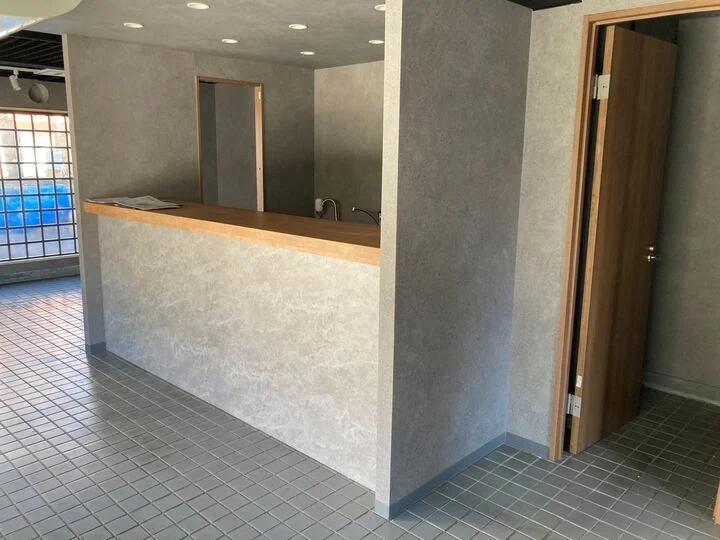 西川口の物販居抜きの内装