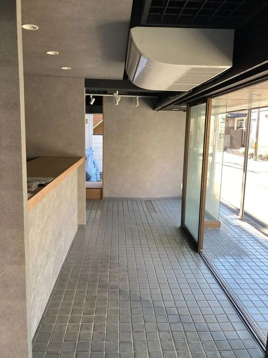 西川口の物販居抜きの内装