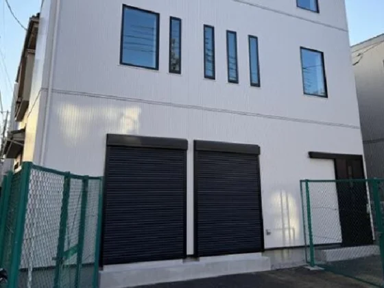 貸店舗(スケルトン)の外観