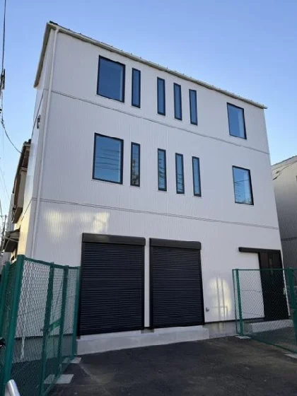 十条のスケルトン物件の外観