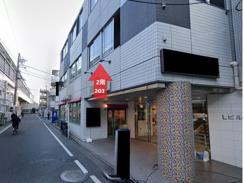 貸店舗(スケルトン)の外観