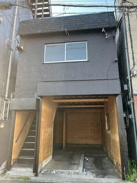 新秋津のスケルトン物件の外観