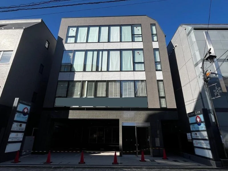 貸店舗(スケルトン)の外観