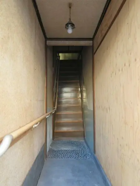 居酒屋の居抜き物件の内装