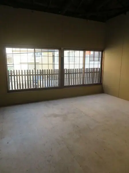 居酒屋の居抜き物件の内装