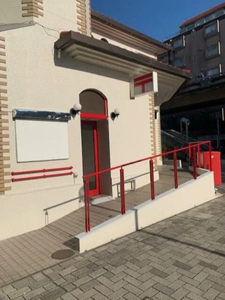 医院の居抜き物件のエントランス