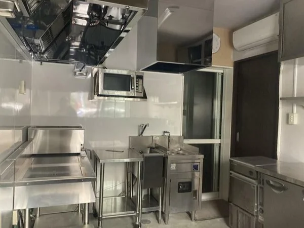 要町のラーメン居抜きの厨房