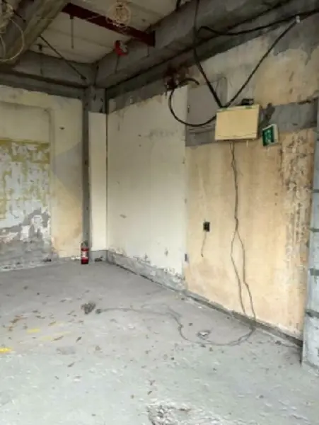 南砂町のスケルトン店舗物件の内装