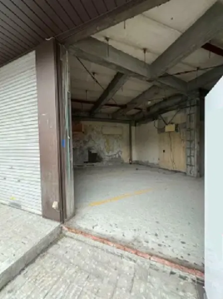 貸店舗(スケルトン)の内装