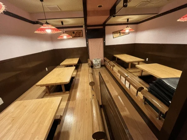 居酒屋の居抜き物件の内装