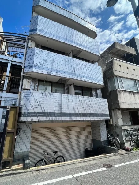 東武練馬のスケルトン店舗物件の外観