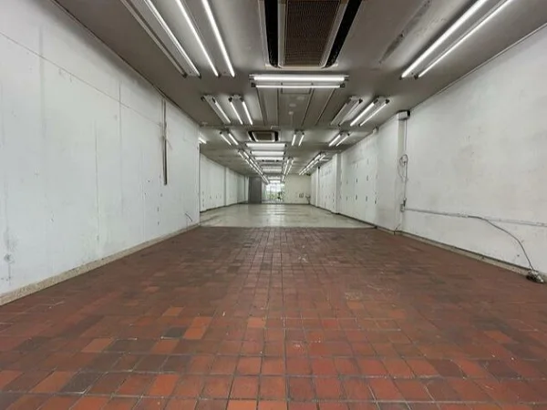 西永福の事務所仕様店舗物件の内装