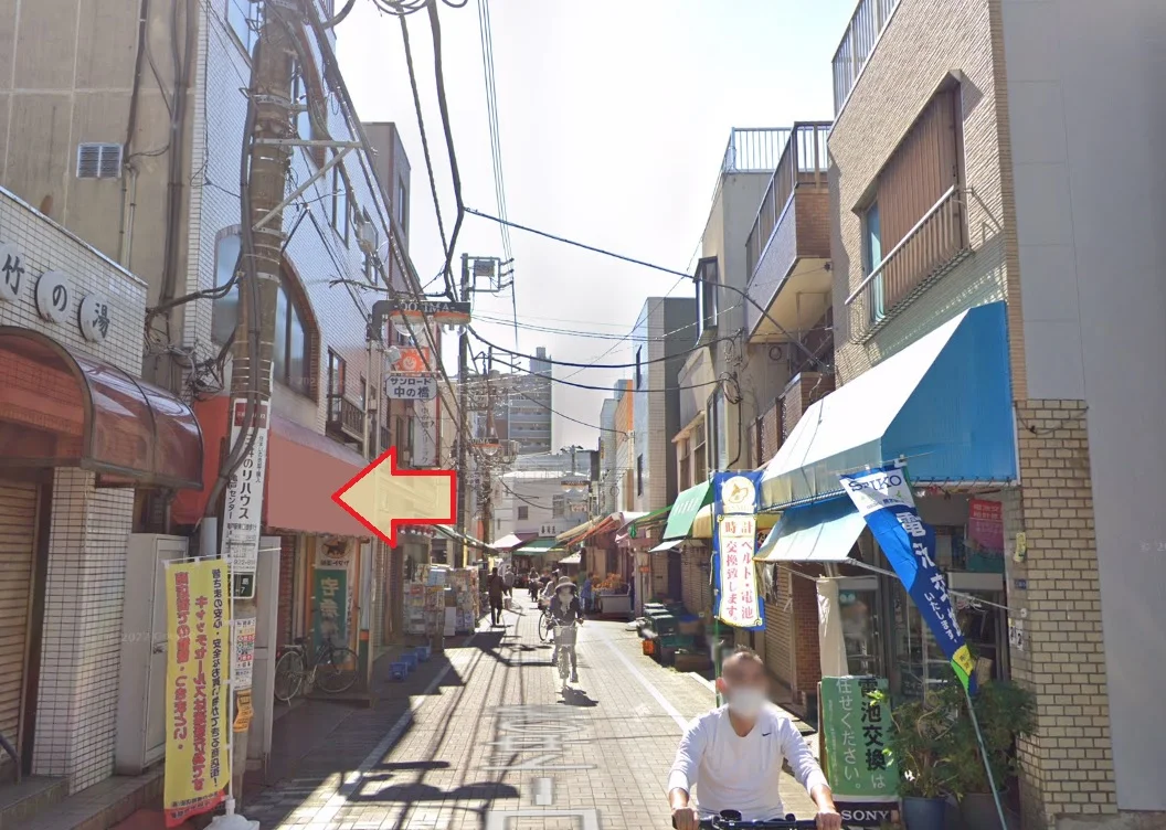 貸店舗(スケルトン)の外観