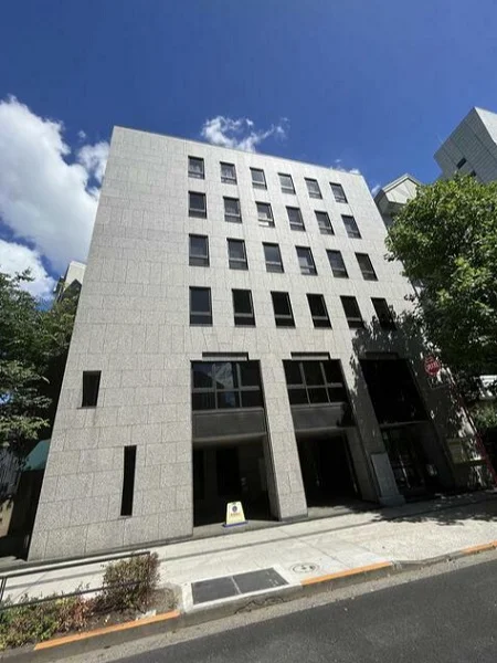 半蔵門のスケルトン物件の外観