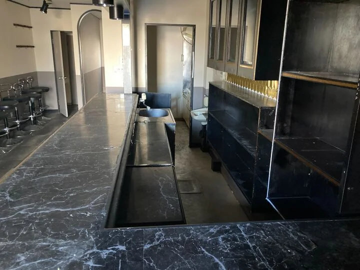 豊四季の居抜き店舗の内装