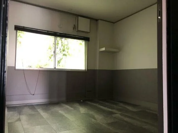 居酒屋の居抜き物件の内装