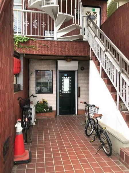 豊四季の居酒屋居抜きのエントランス