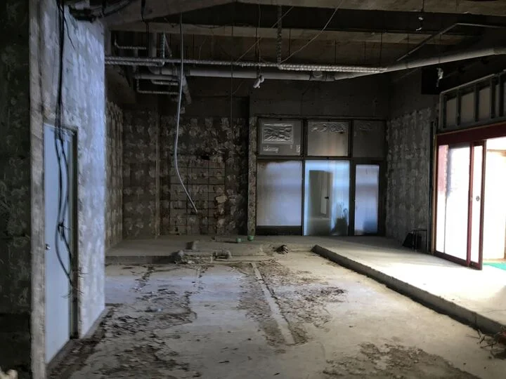 貸店舗(スケルトン)の内装