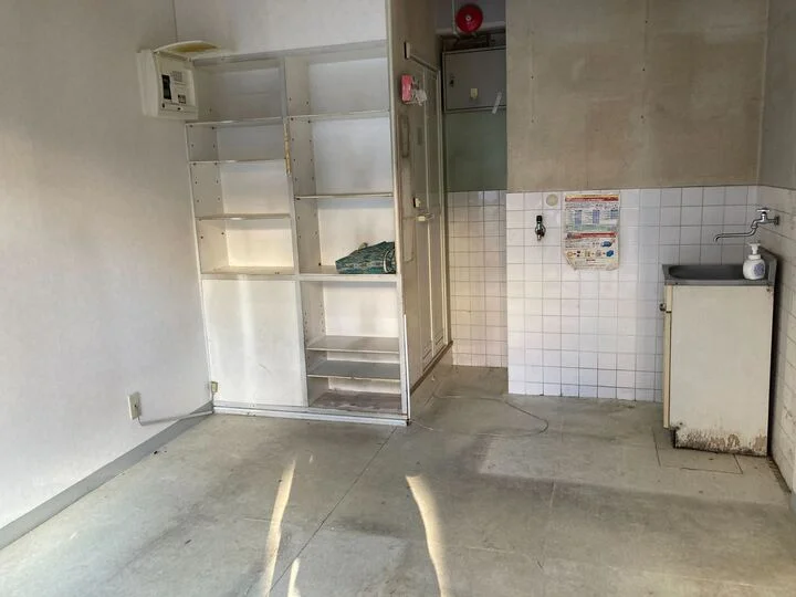 飯田橋の事務所仕様店舗物件の内装