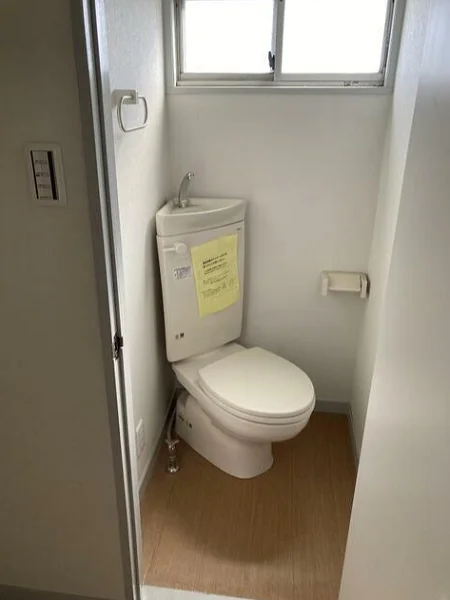 七里の事務所仕様物件の内装