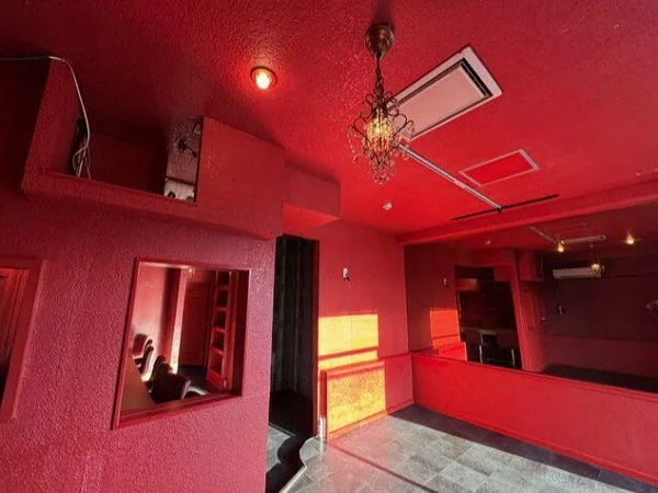 小田急相模原のスナック・パブ居抜きの内装