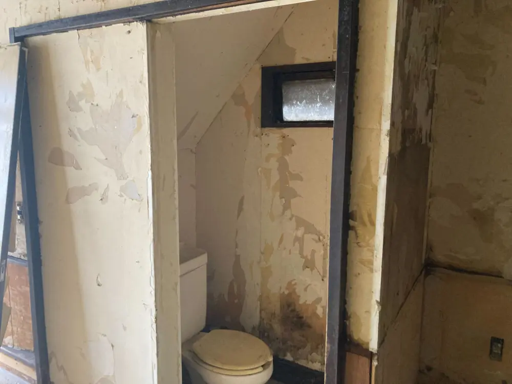 貸店舗(スケルトン)の内装