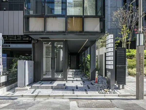 日本橋のスケルトン物件の外観