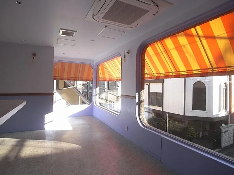 尾山台の居抜き店舗の内装