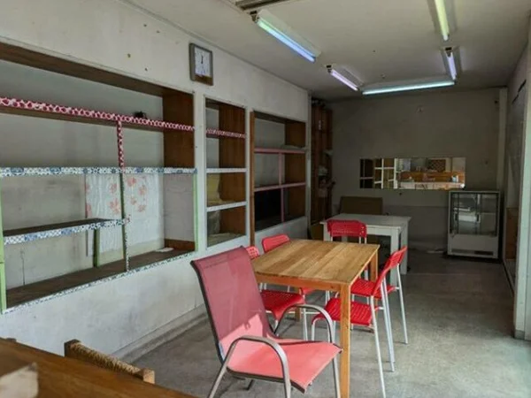 汐入の中華料理居抜きの内装