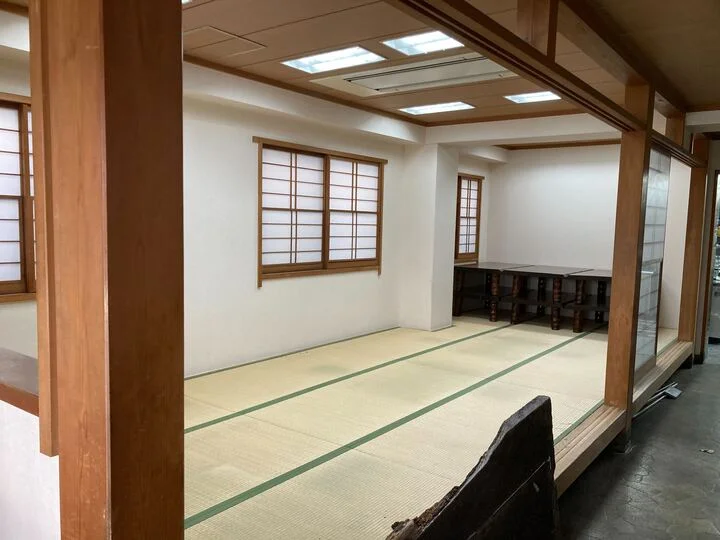 うどん・そばの居抜き物件の内装