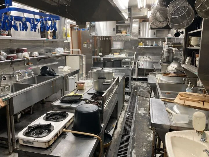 うどん・そばの居抜き物件の厨房