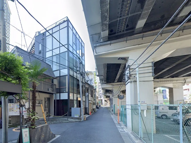 広尾のスケルトン物件の外観