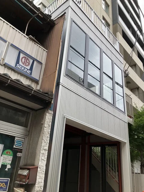 牛込神楽坂のスケルトン物件の外観