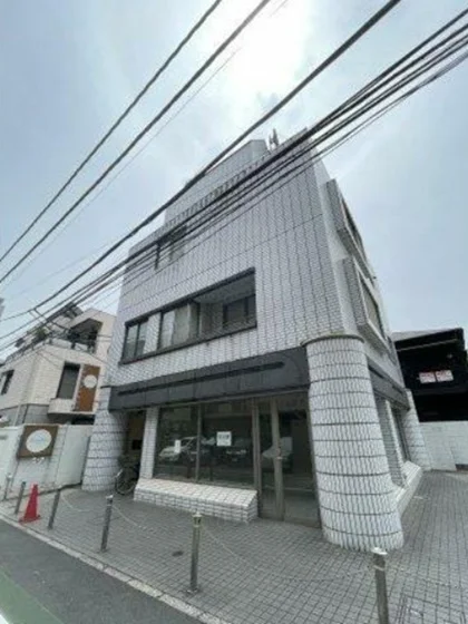 外苑前の居抜き店舗の外観