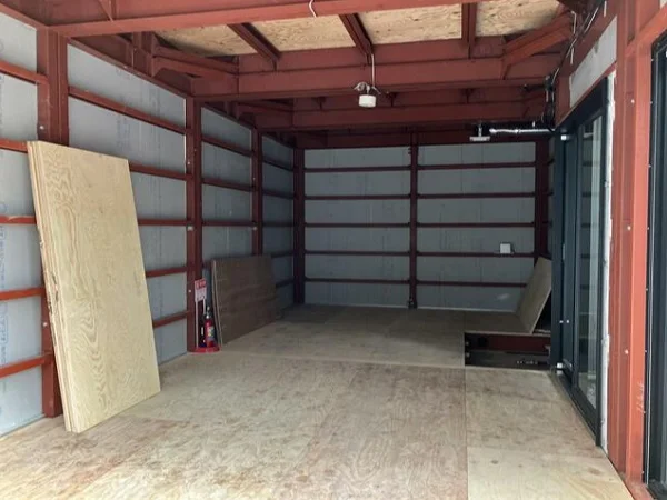 牛込神楽坂のスケルトン物件の内装