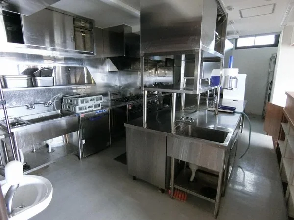 ビストロ・洋食の居抜き物件の厨房