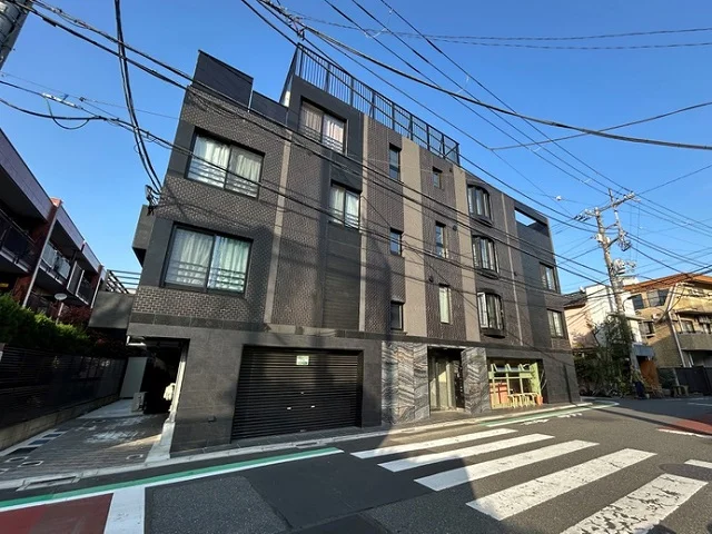 目黒のスケルトン物件の外観