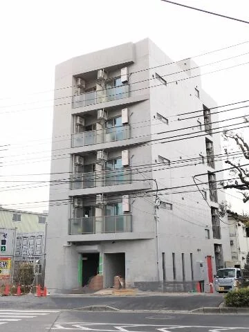 貸店舗(スケルトン)の外観