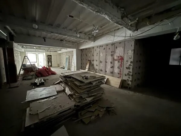 貸店舗(スケルトン)の内装