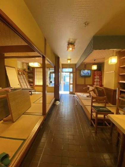 蒲生の居抜き店舗の内装