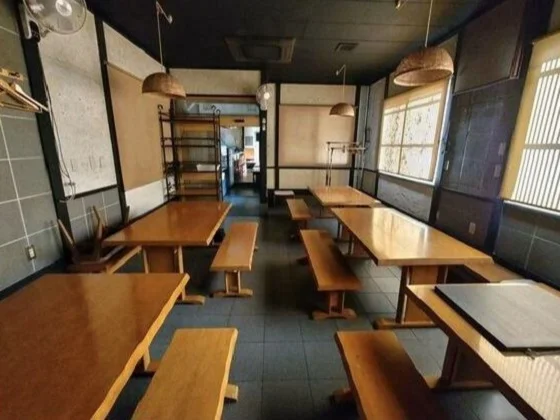 居酒屋の居抜き物件の内装