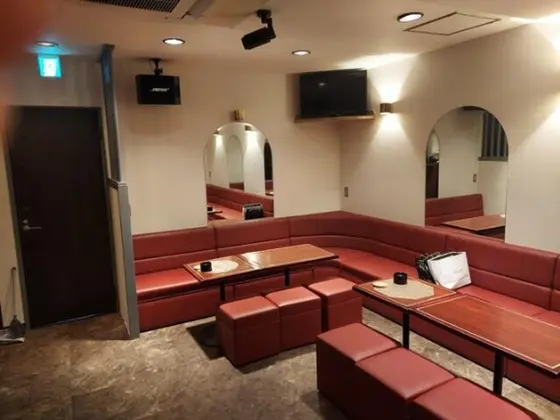 志木のスナック・パブ居抜きの内装