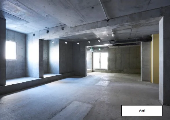 祖師ヶ谷大蔵のスケルトン店舗物件の内装