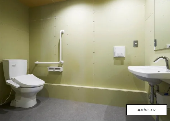 祖師ヶ谷大蔵のスケルトン店舗物件の内装