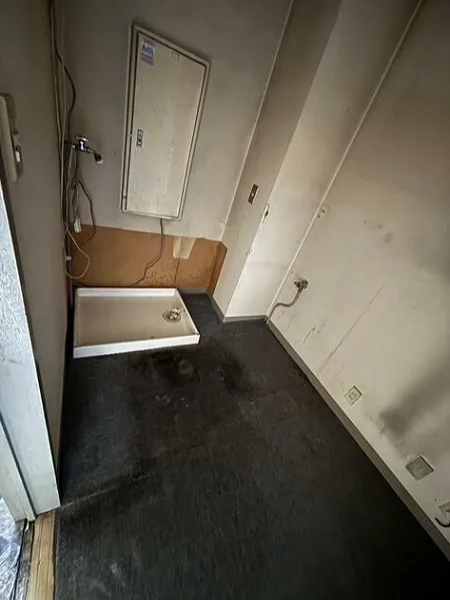 めじろ台の美容室・理容室居抜きの内装